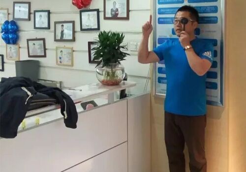 知名電臺(tái)主播航志，約你來(lái)做近視手術(shù)啦!